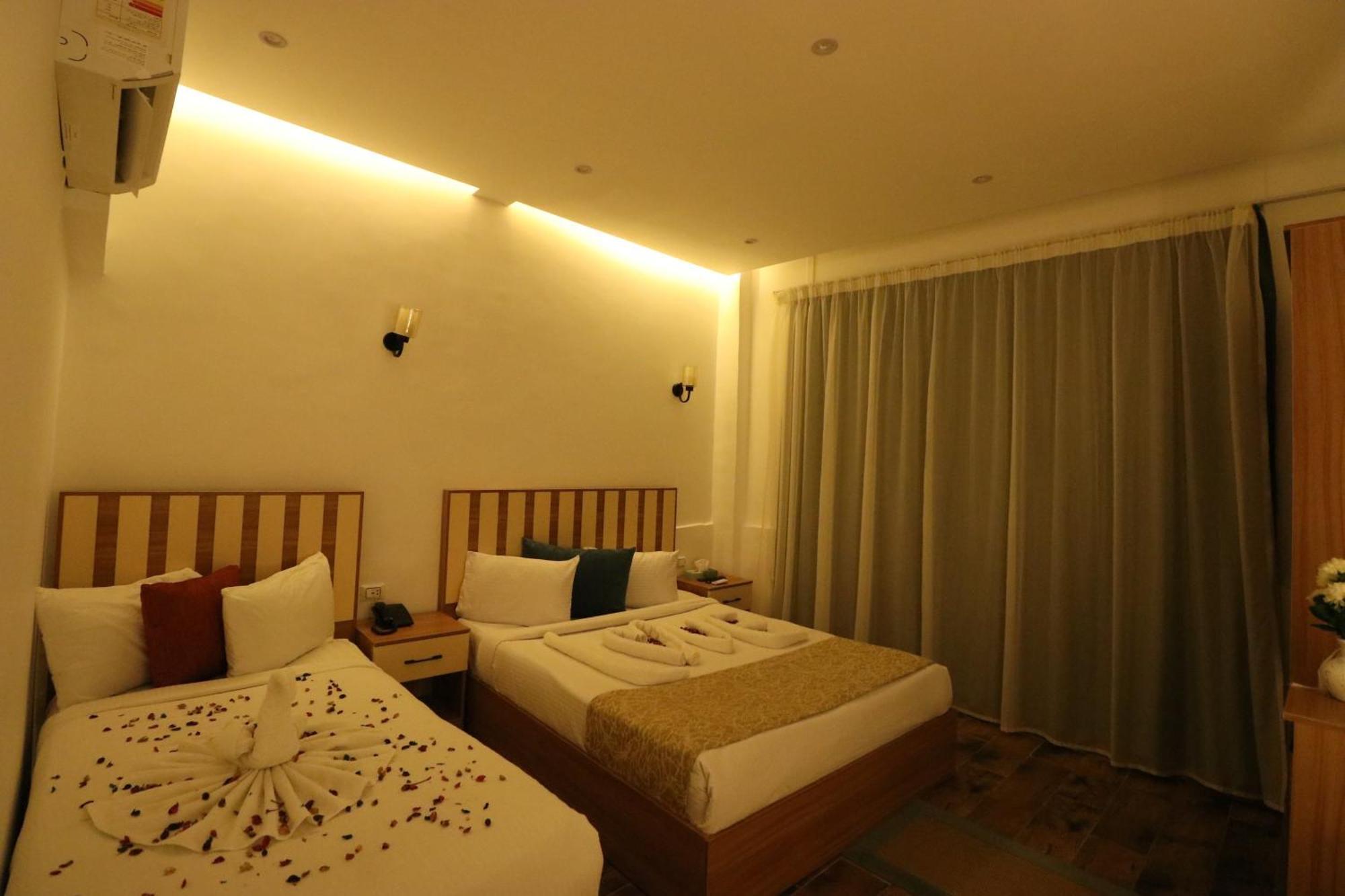 West Pyramids Hotel Kafret el-Gabal 외부 사진